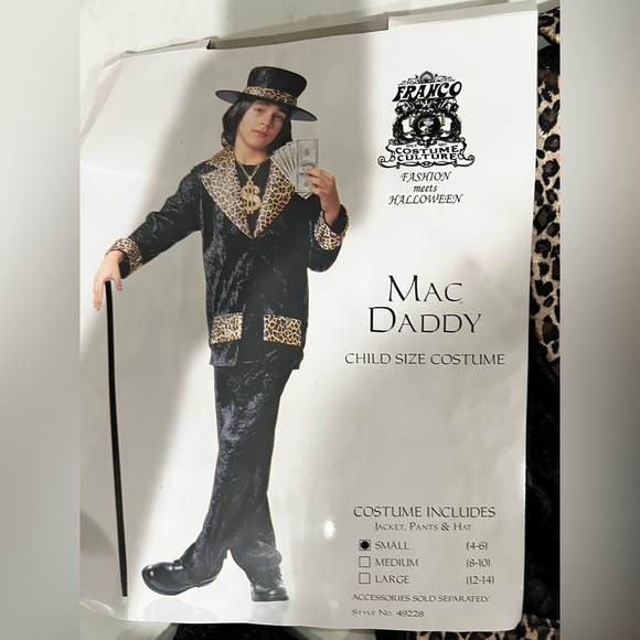 Child's Mac Daddy Costume with Leopard Accents - Picture 7 of 9